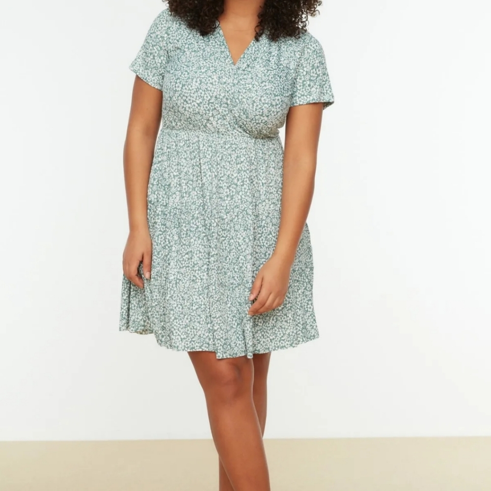 💚Plus Sizes & Standard Sizes Floral Green Mini Dress-Sizes:10-18